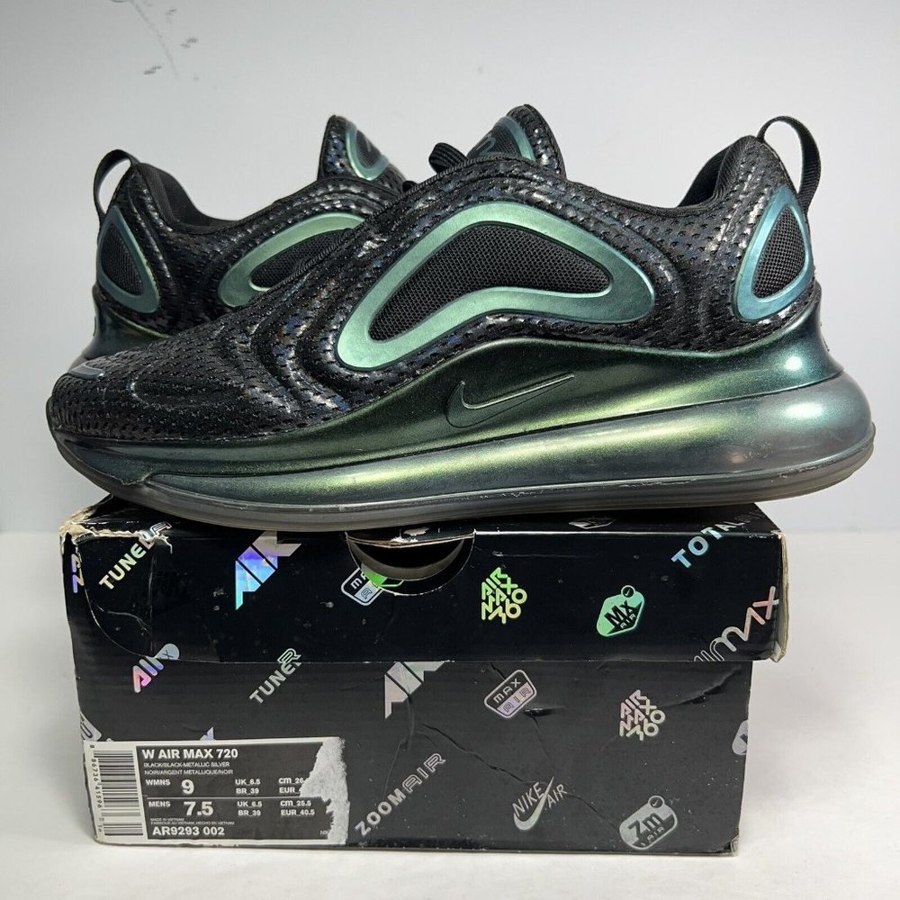 Nike Air Max 720 Throwback Future 2019 Size 9W/7.5M AR9293 002 FREE SHIPPING
